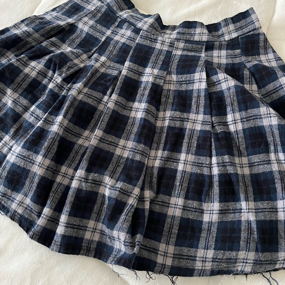 Windsor Plaid Pleated Mini Skirt - Picture 2 of 5